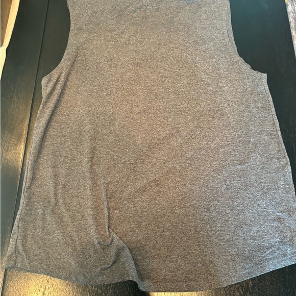 Burn Boot Camp Gray Sleeveless Top - Picture 2 of 3